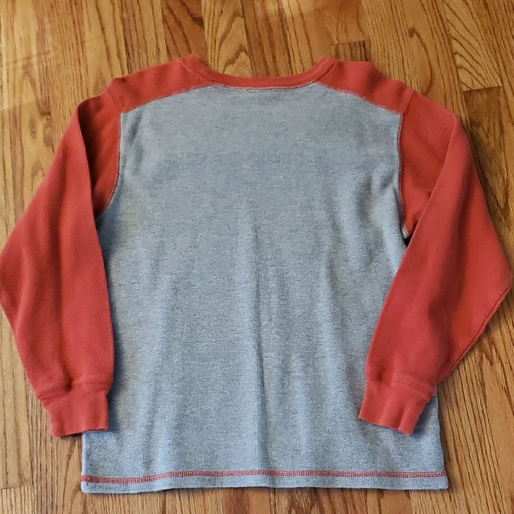 GAP Kids Long Sleeve Waffle Tee - Gray & Orange Size: XL (12)